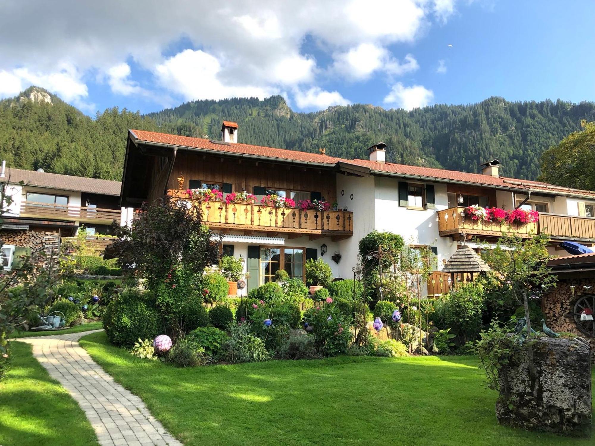 Ferienwohnung Mitteldorf Oberammergau Exterior photo